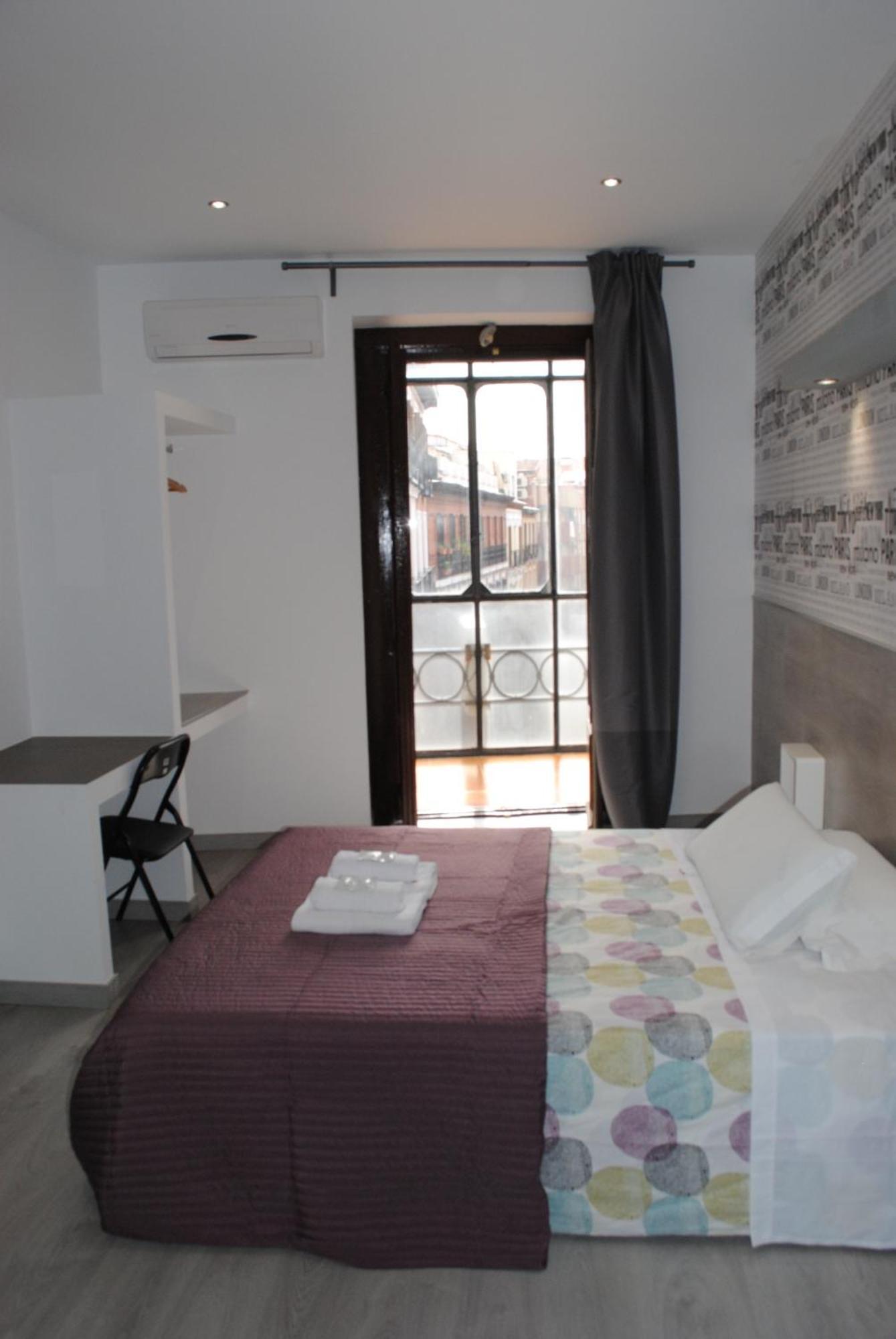Fuencarral Rooms مدريد الغرفة الصورة
